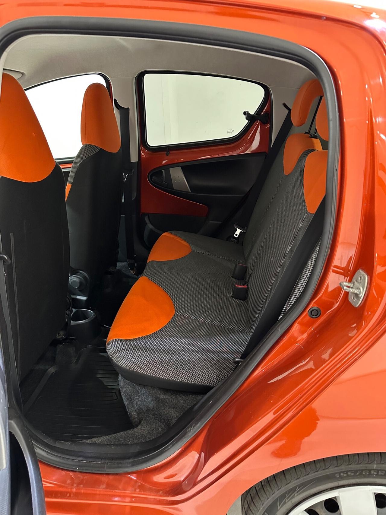 Toyota Aygo 1.0 12V VVT-i 5 porte Lounge