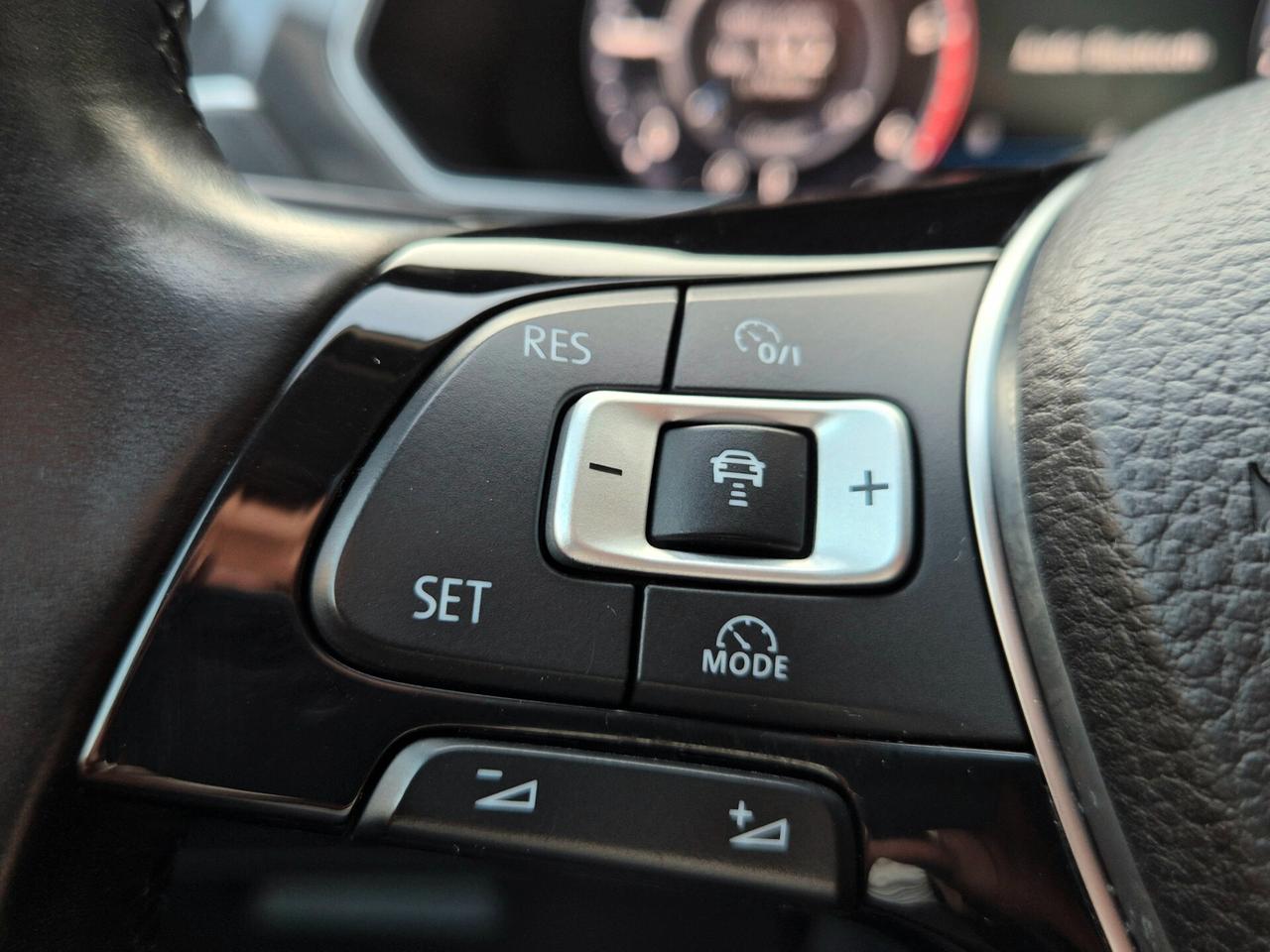 Volkswagen Tiguan 2.0 TDI DSG Business BlueMotion Technology