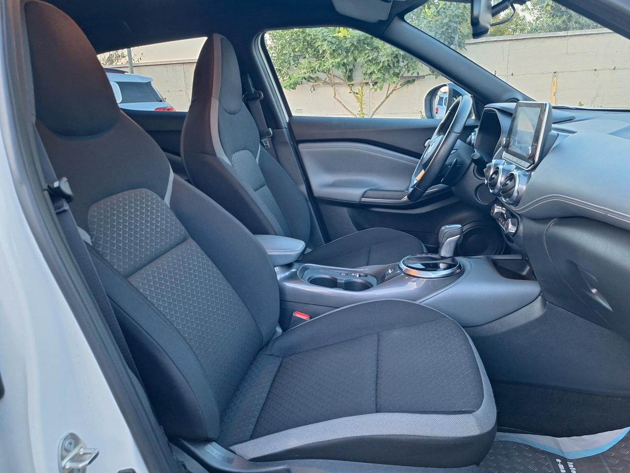 Nissan Juke 1.0 DIG-T 114 CV N-Connecta