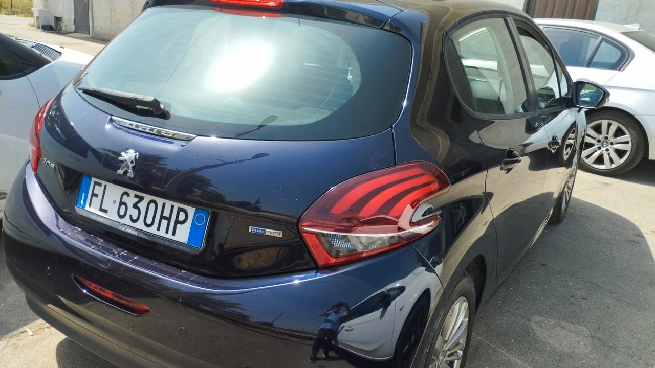 Peugeot 208 PureTech 82 5 porte Active