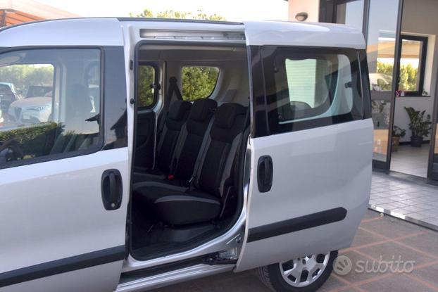 FIAT Doblò 1.6 mjt 120cv Lounge 5 posti