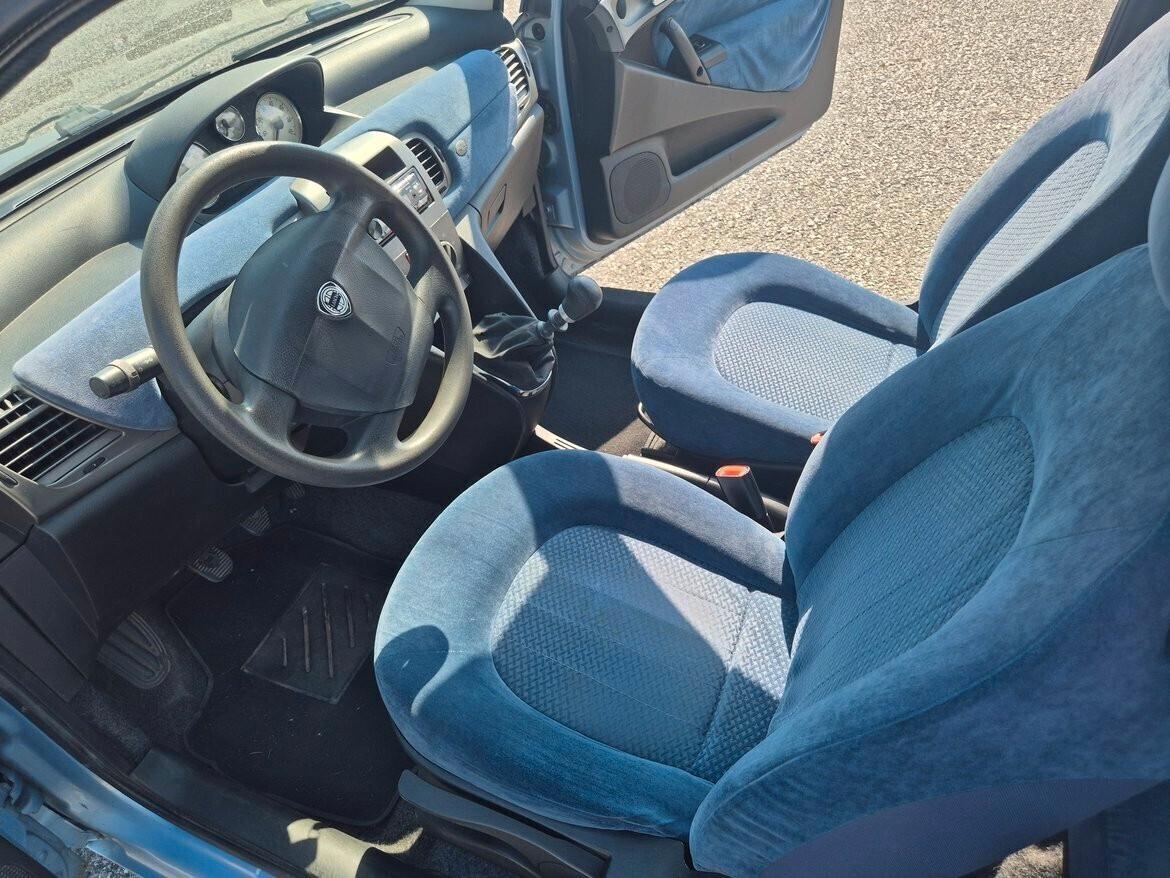 Lancia Ypsilon 1.2 Argento ok neopatentato TAGLIANDATA E REVISIONATA