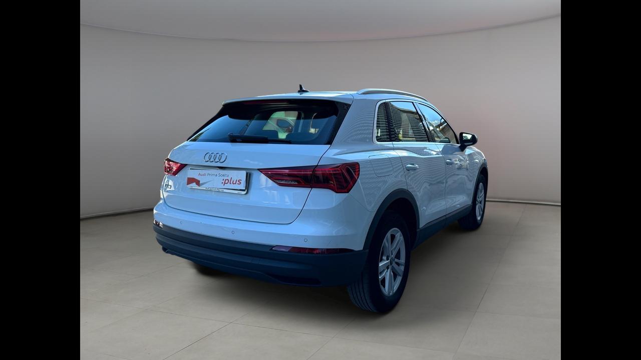 AUDI Q3 II 2018 - Q3 45 1.4 tfsi e Business s-tronic