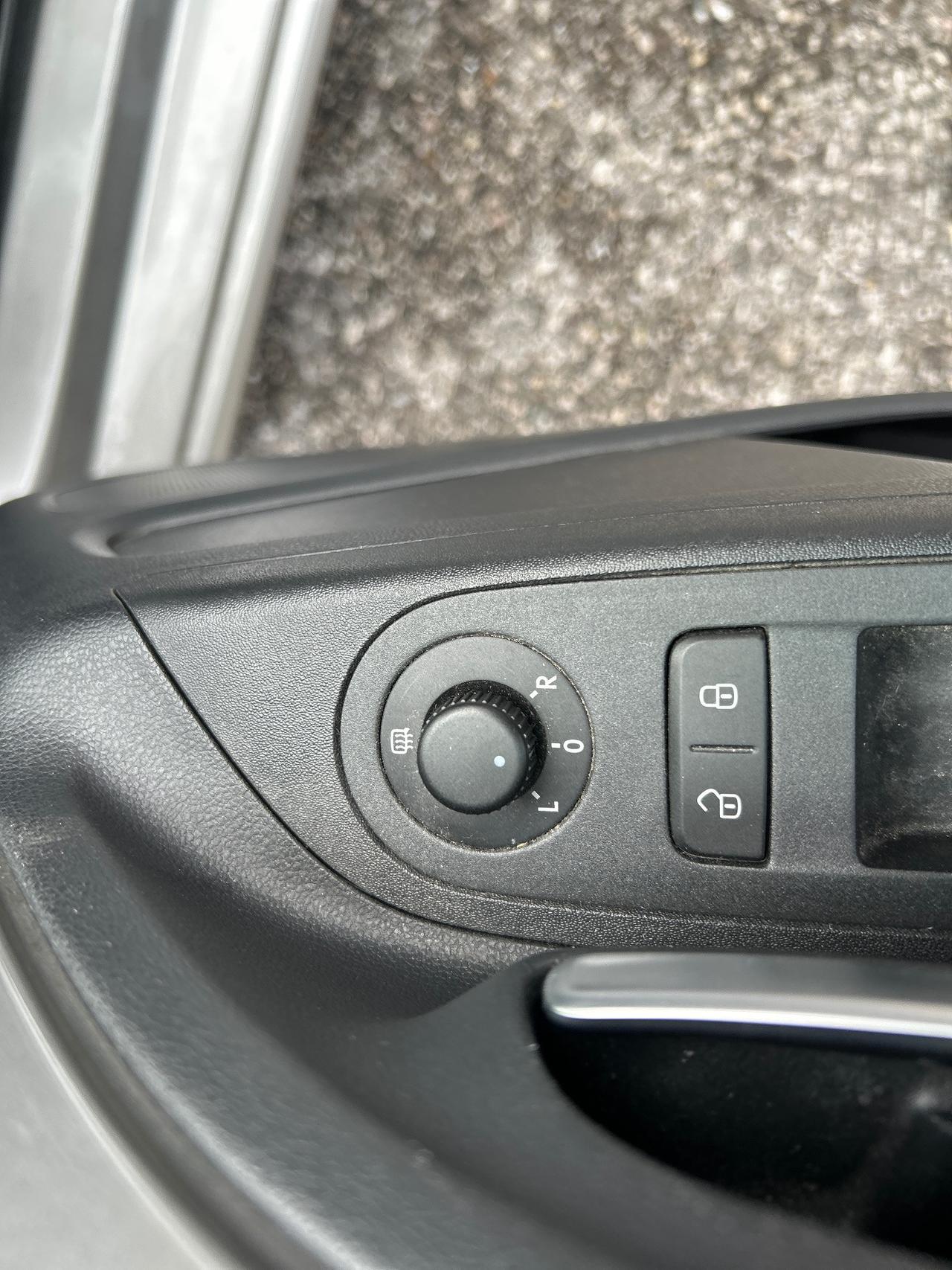 Volkswagen up! 5 Porte up! 5p 1.0 High up! 75cv