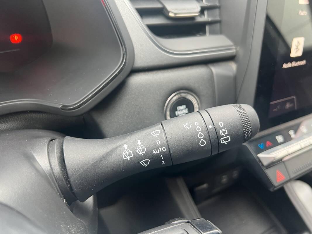 Renault Captur 1.0 Techno GPL 100cv con Telecam e CarPlay