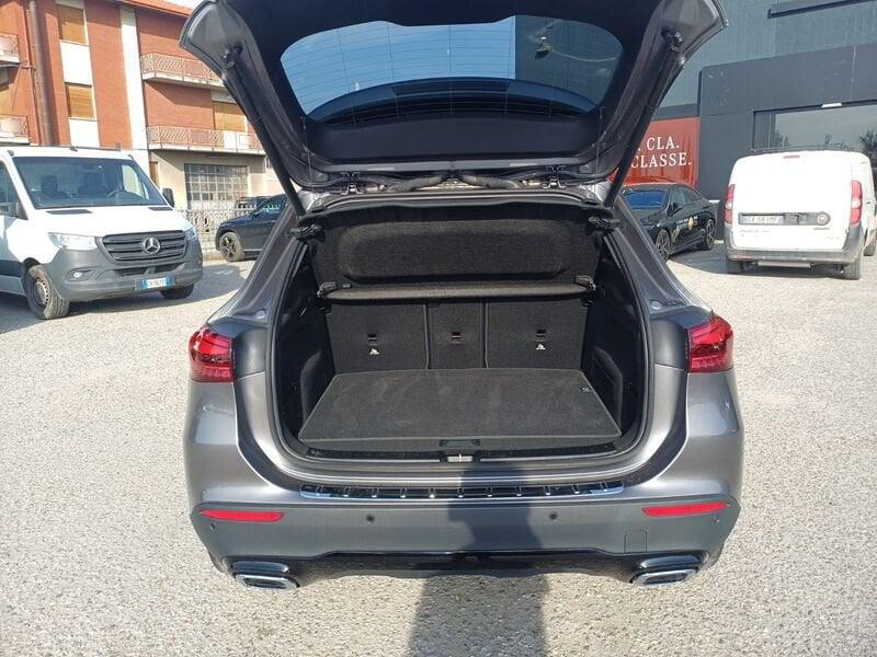 Mercedes-Benz GLA GLA 180 d Progressive Advanced