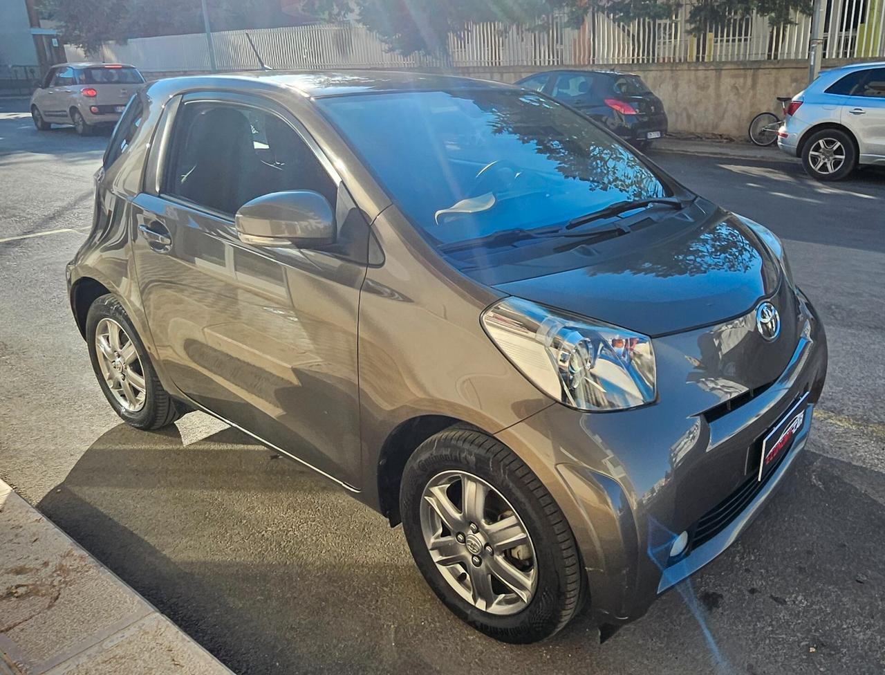 Toyota iQ 1.0 High Collection CAMBIO AUTOMATICO