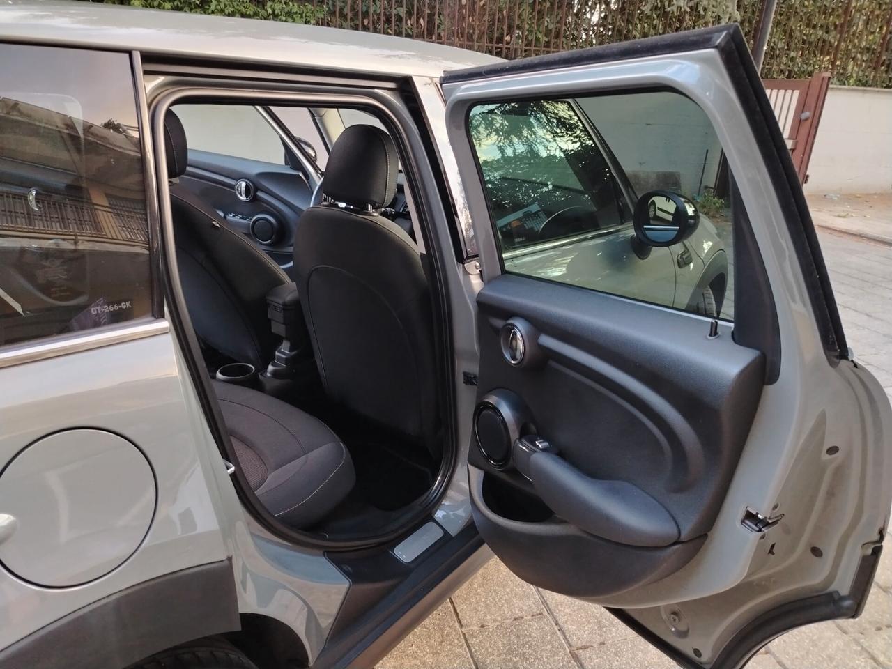 Mini 1.5 Cooper D Hype 5