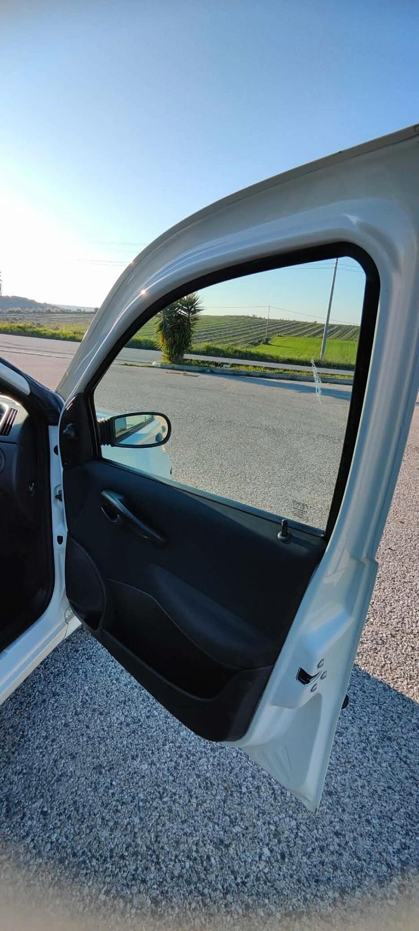 Fiat Punto Classic 1.2 5 porte Natural Power Active