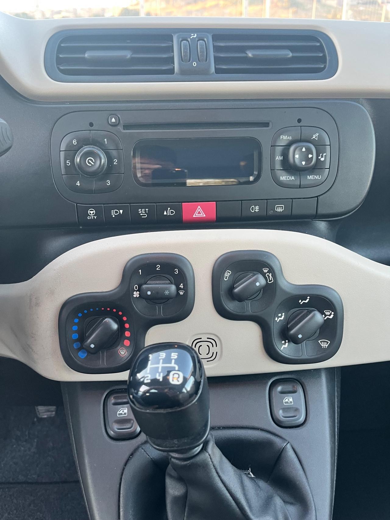 Fiat Panda 1.2 benzina anno 2013