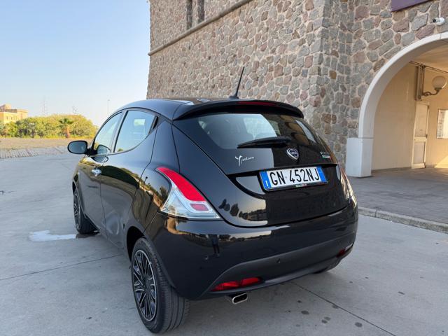 LANCIA Ypsilon GOLD+NAVI CARPLAY+SENSORI+LED