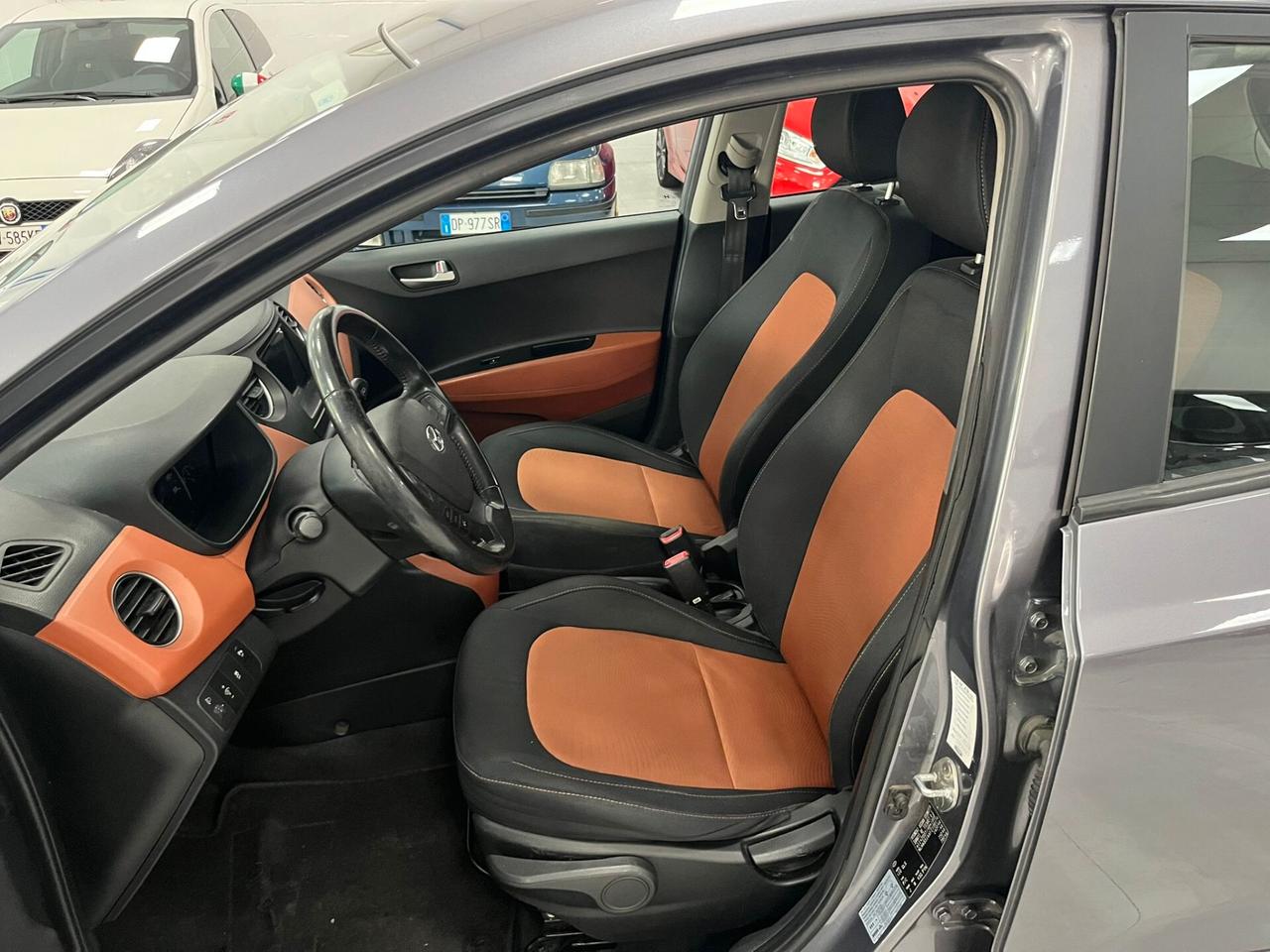 Hyundai i10 1.0 Sound Edition