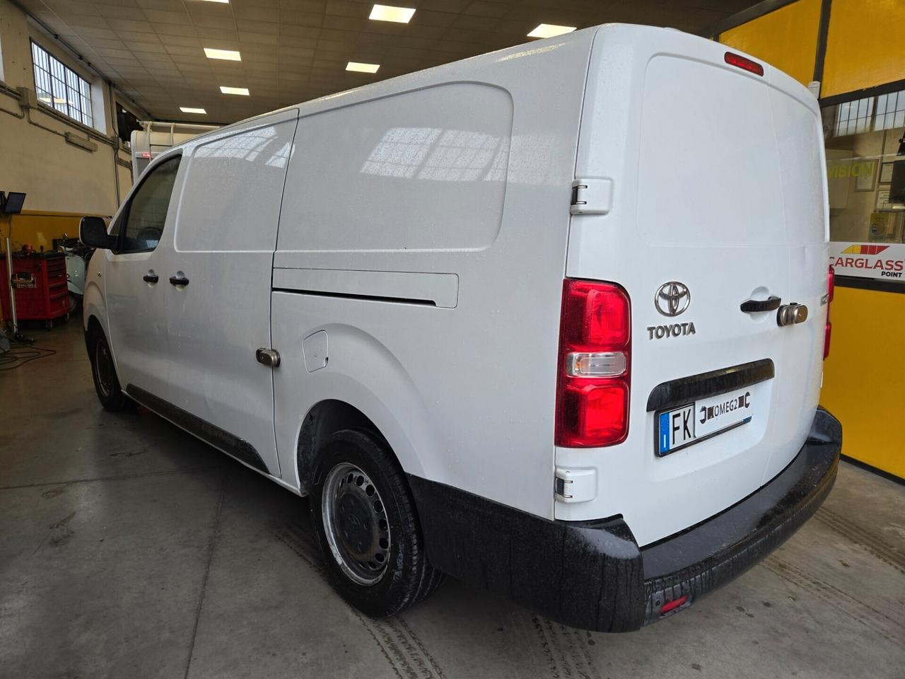 Toyota Proace PASSO LUNGO L2D14Q IVA ESPOSTA