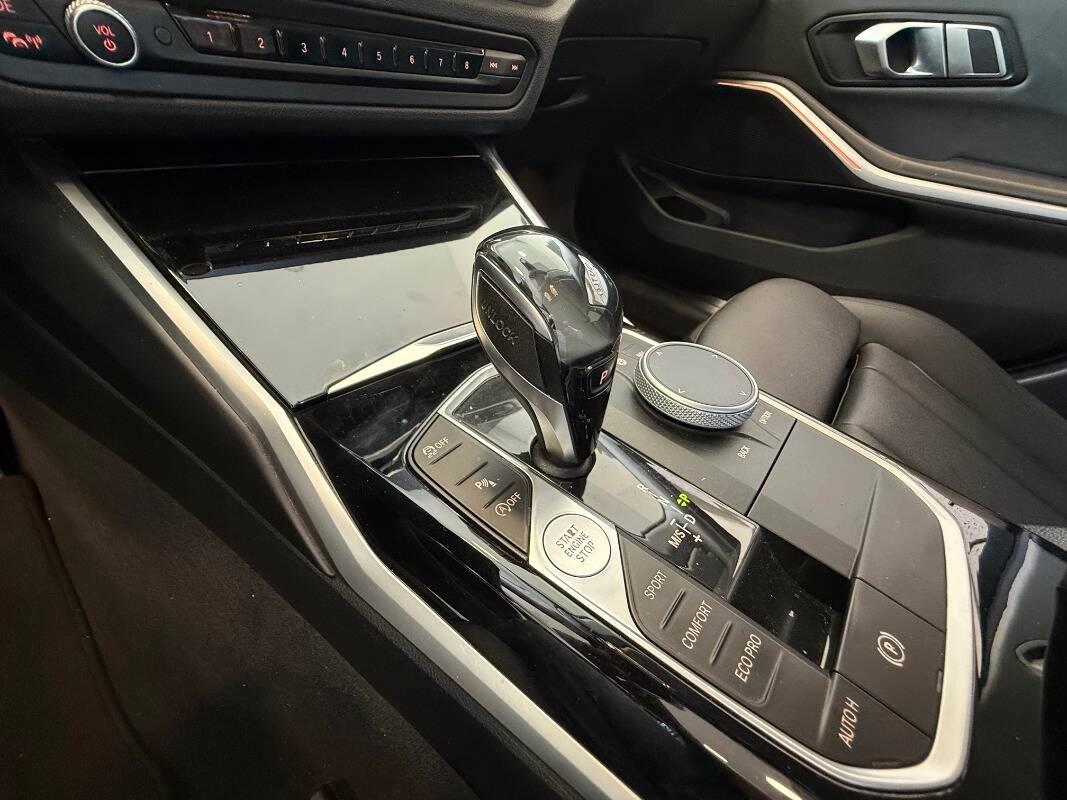 BMW Serie 3 Touring 318d Luxury auto