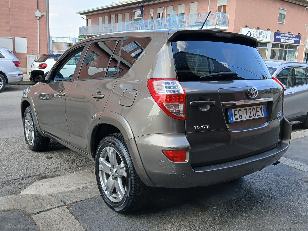 TOYOTA RAV4 Crossover 2.2 D-Cat A/T 150CV