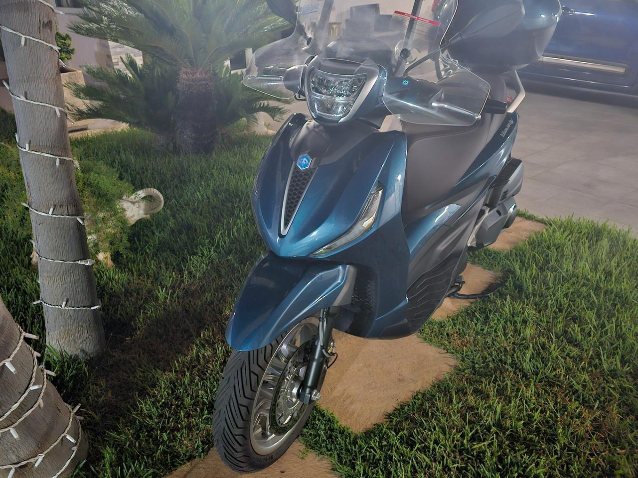 Piaggio Beverly 400 i.e. Elegante