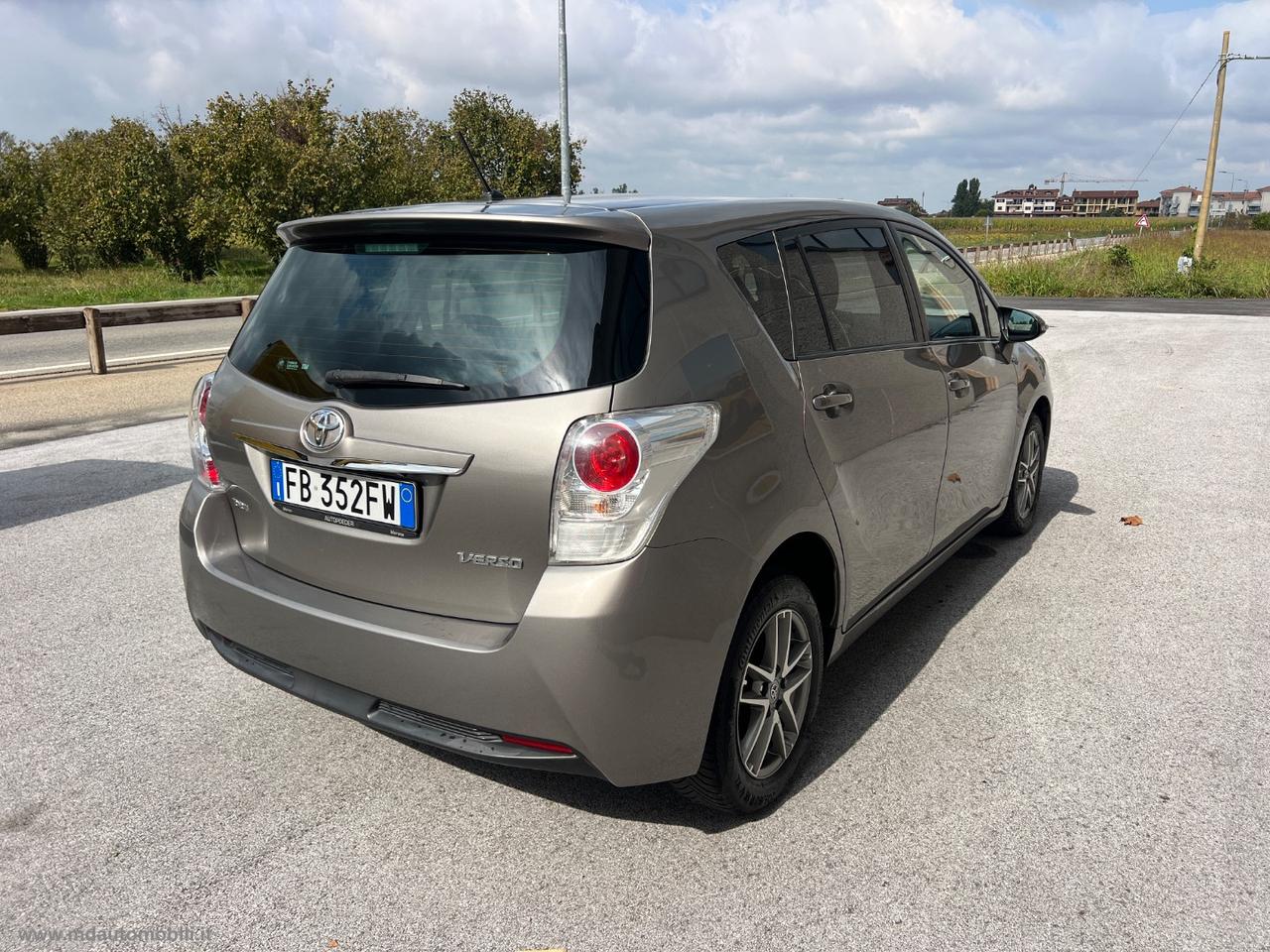 TOYOTA Verso 1.6 D-4D Active 7 POSTI EURO6