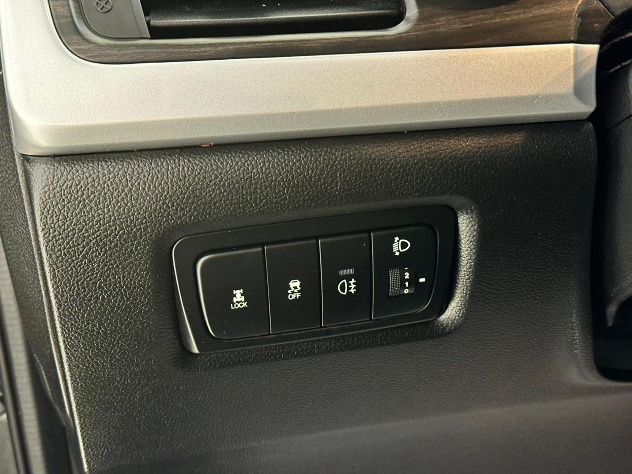 Ssangyong Korando 2.2 Diesel 2WD MT Plus