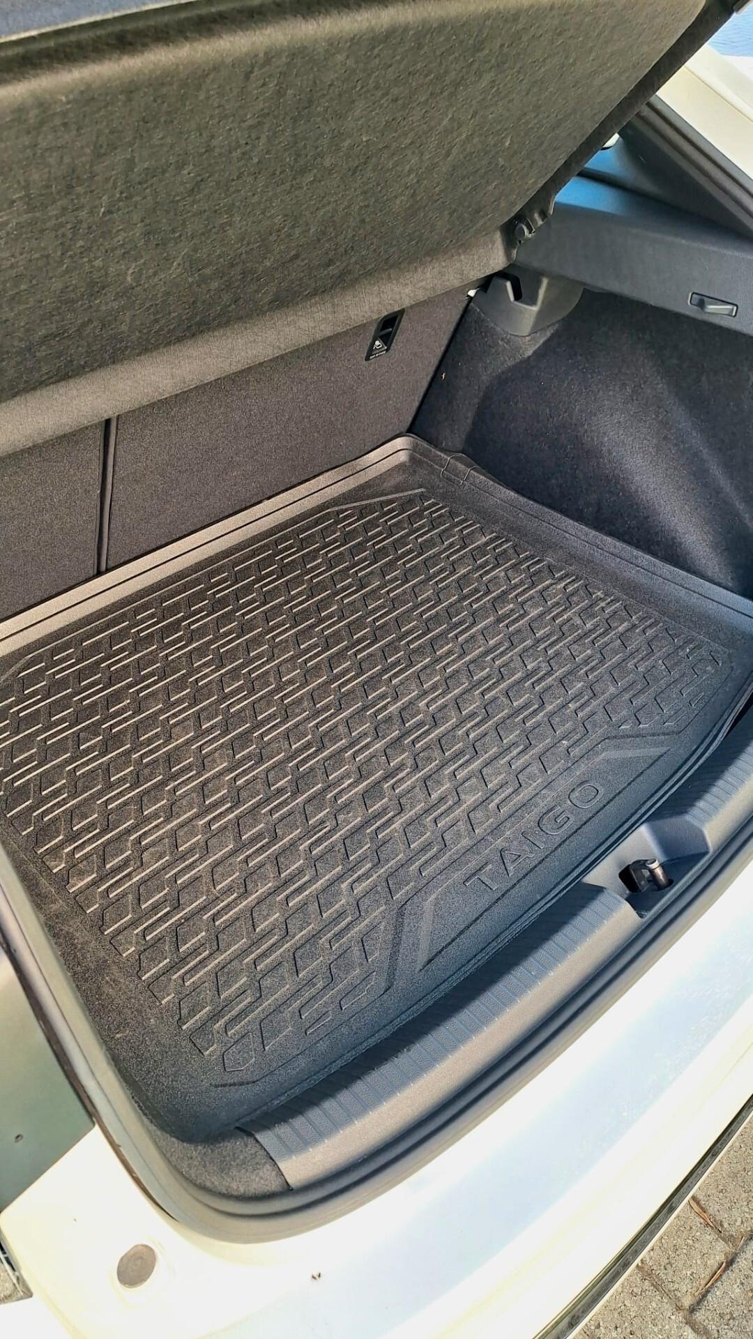 Volkswagen Taigo 1.0 TSI 110 CV - PARI AL NUOVO