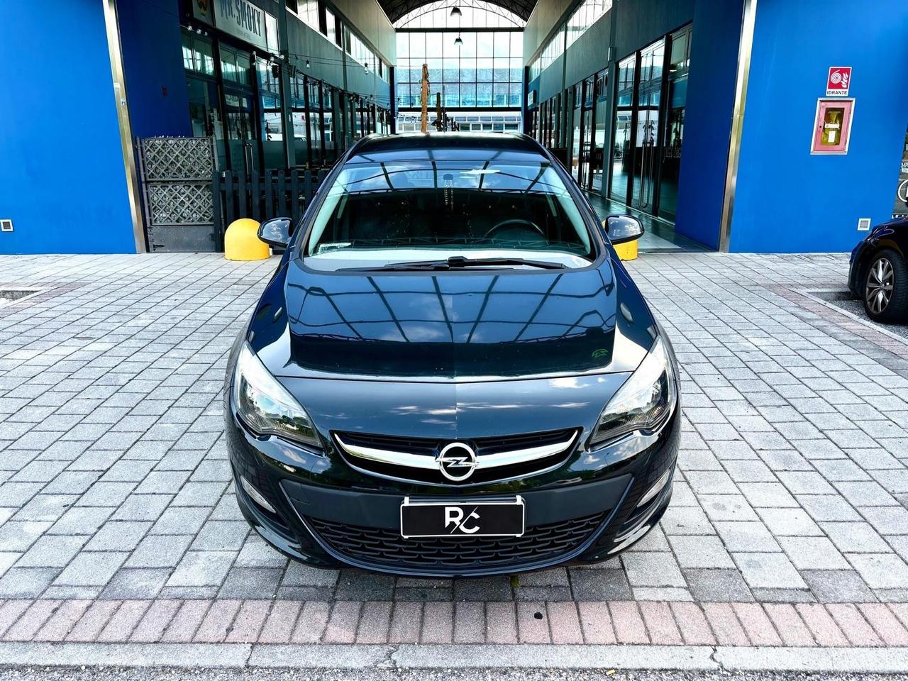Opel Astra 1.7 CDTI 110CV Sports Tourer Neopatentati