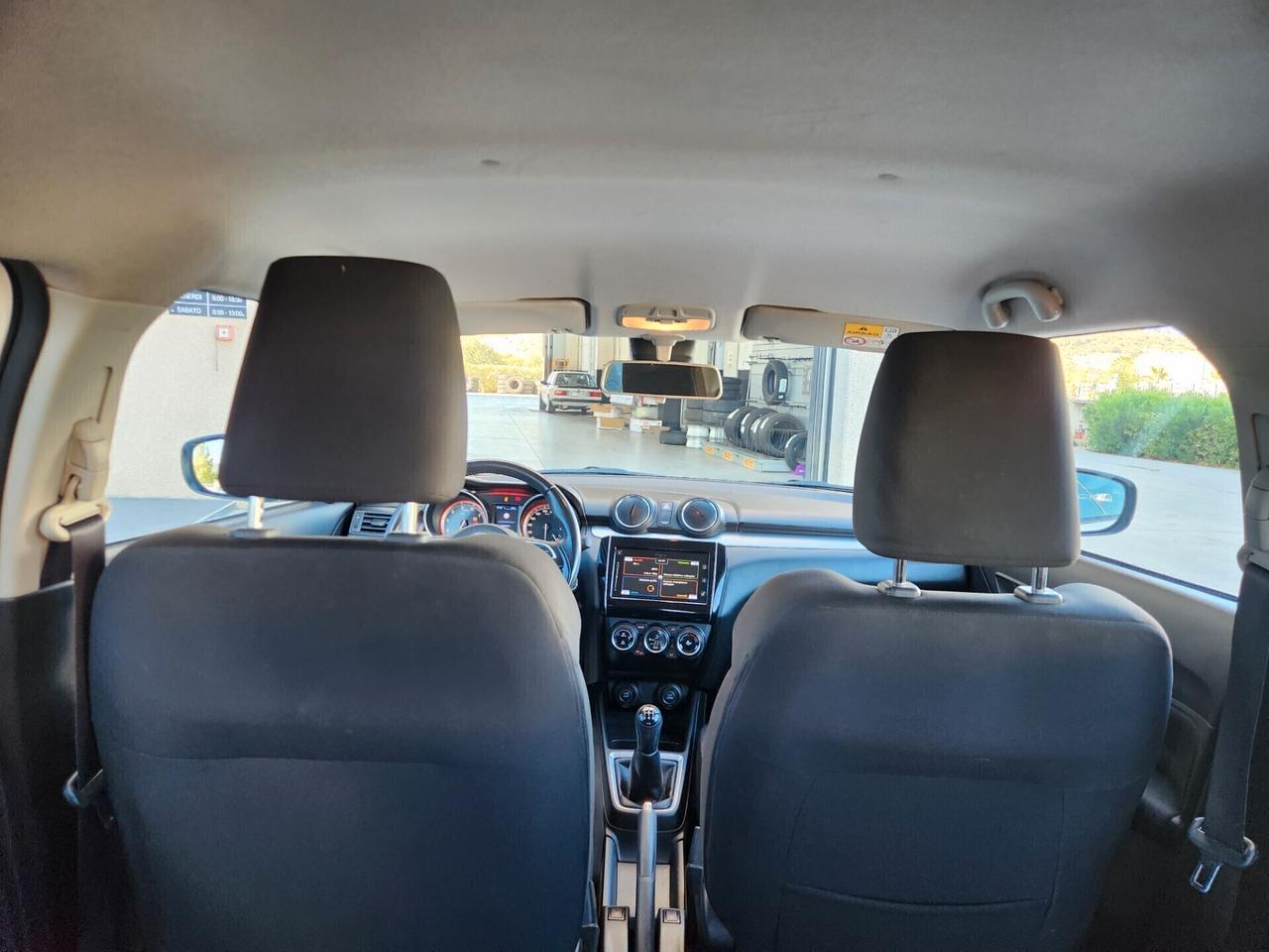 Suzuki Swift 1.2 Hybrid Top