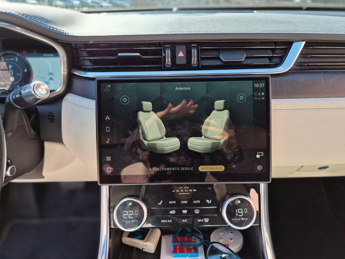 Jaguar XF II Berlina 2021 2.0d i4 mhev R-Dyn.HSE rwd 204cv auto