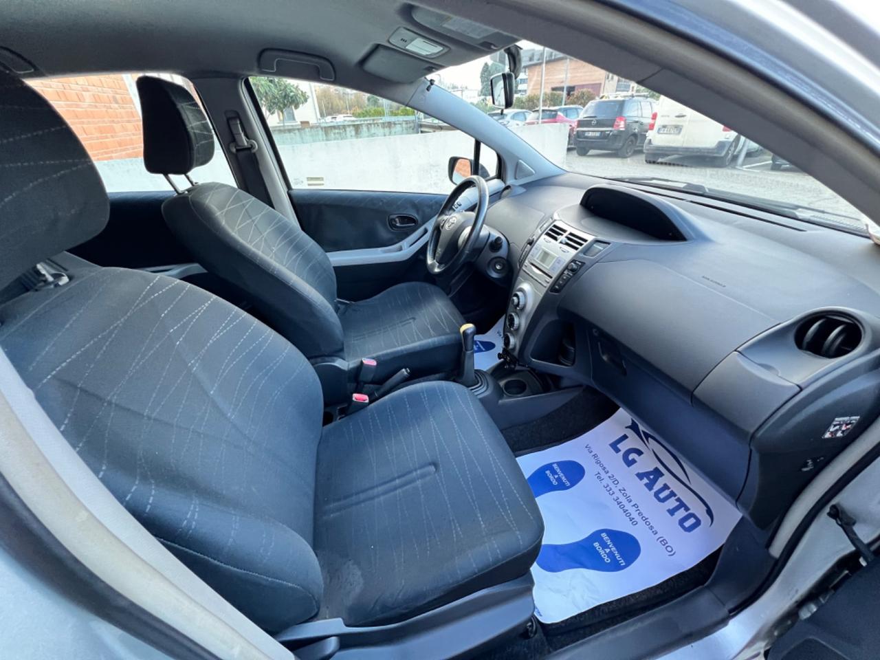 Toyota Yaris 1.3 5 porte