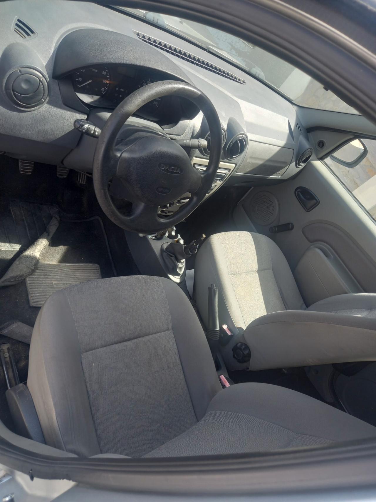 Dacia Logan MCV 1.6 GPL 7 posti Lauréate