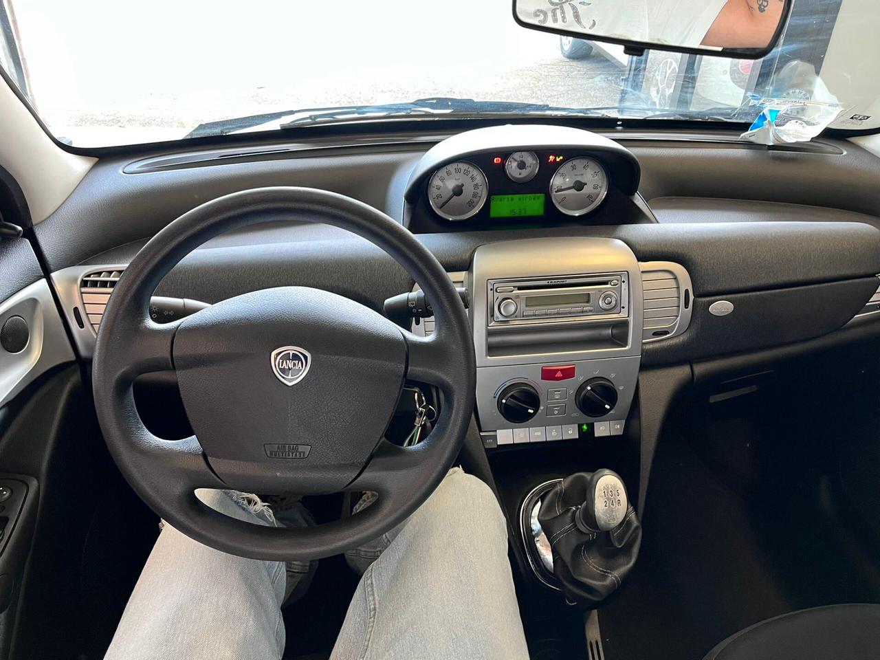 Lancia Ypsilon 1.2 Platino