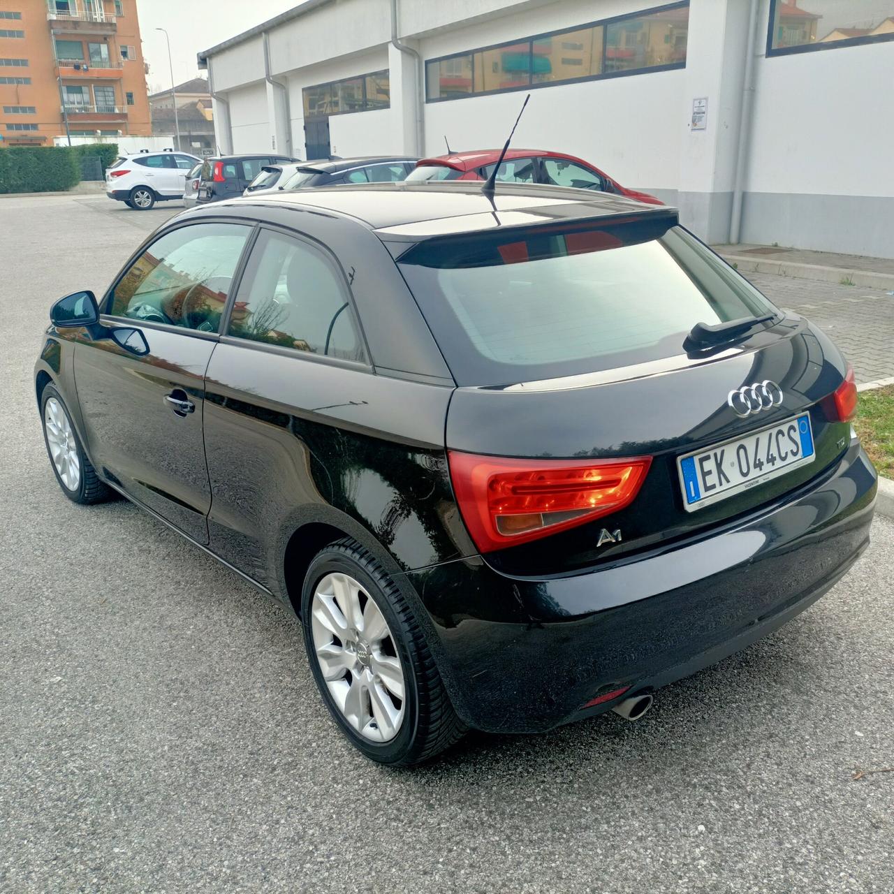 Audi A1 1.6 TDI neopatentati motore sostituito