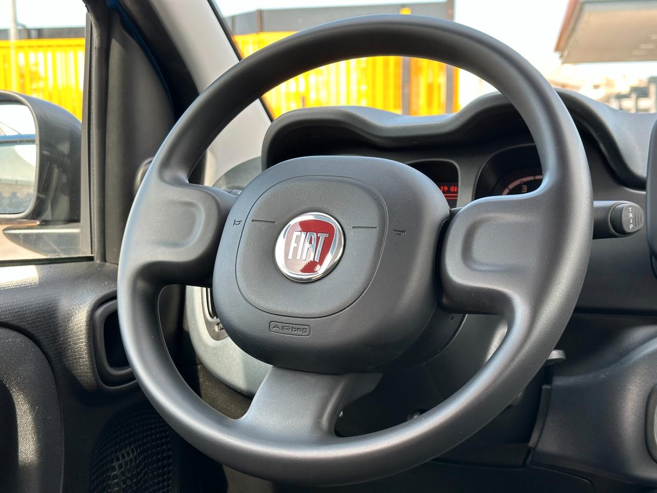 FIAT Panda 1.0 FireFly S&S Hybrid - 5000 KM!