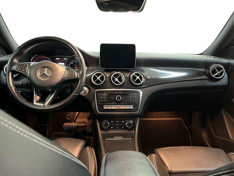 Mercedes-Benz CLA Shooting Brake - X117 Shooting Brake 200 d Sport 4matic auto FL