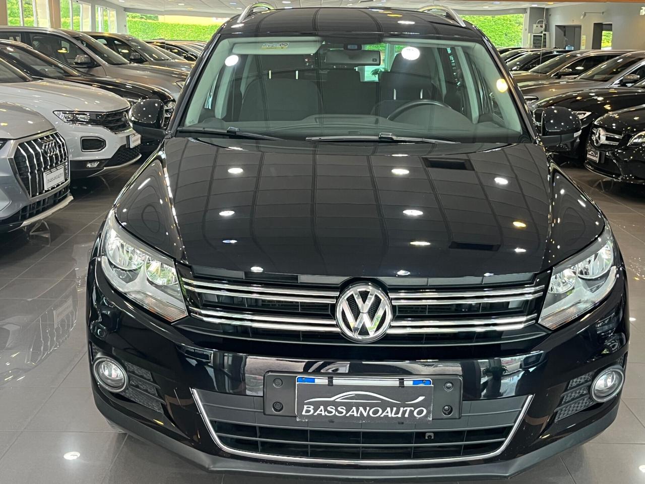 Volkswagen Tiguan AUTOMATICO 4X4 !!