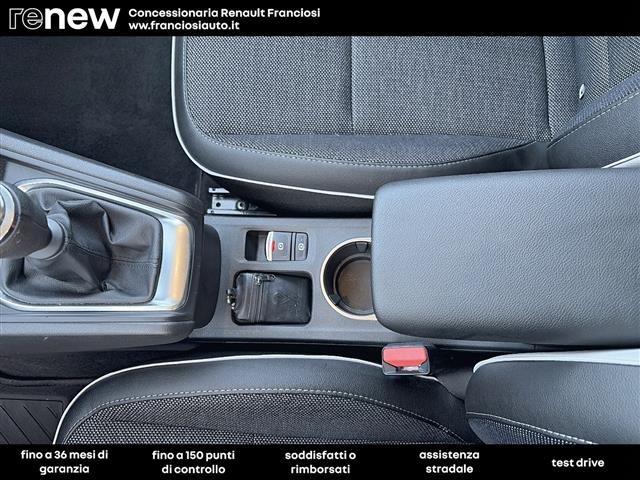 RENAULT Captur TCE 100 GPL FAST TRACK
