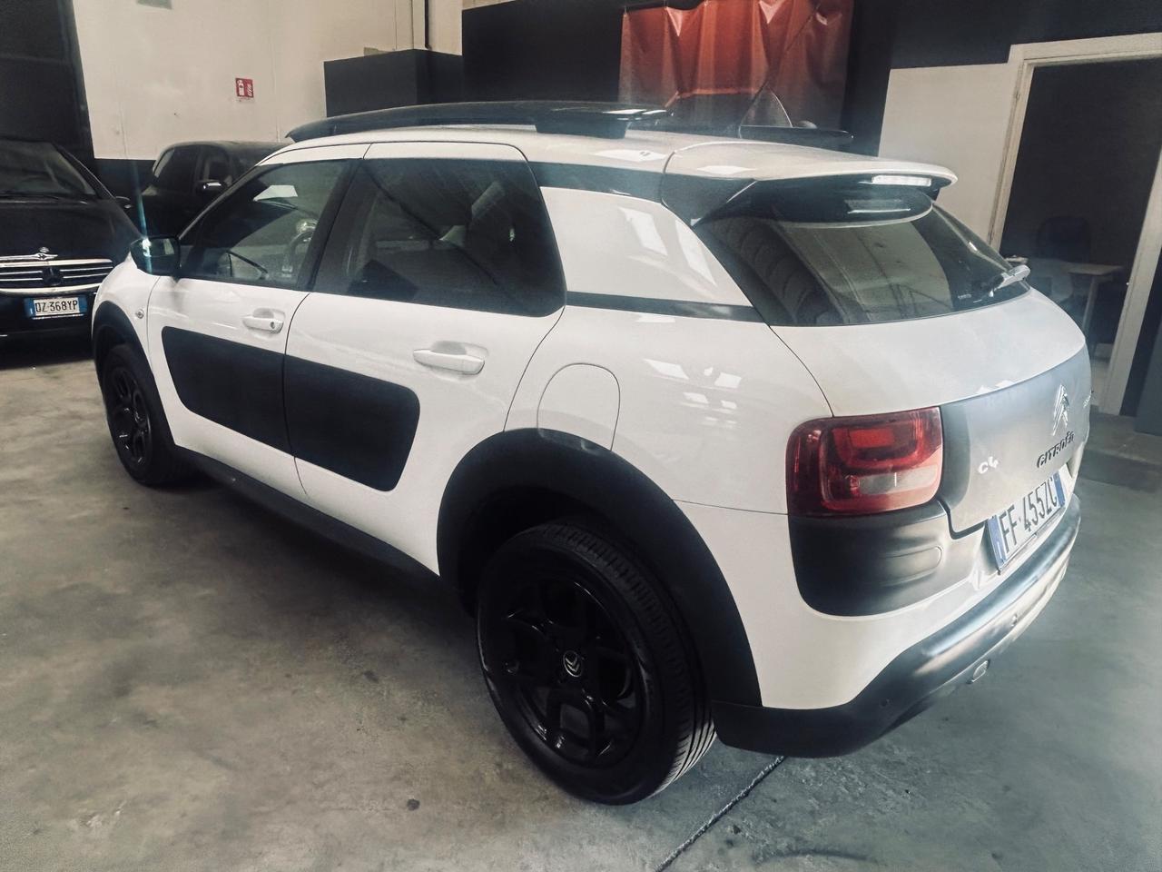 Citroen C4 Cactus 1200 puretech 82cv SHINE EURO6