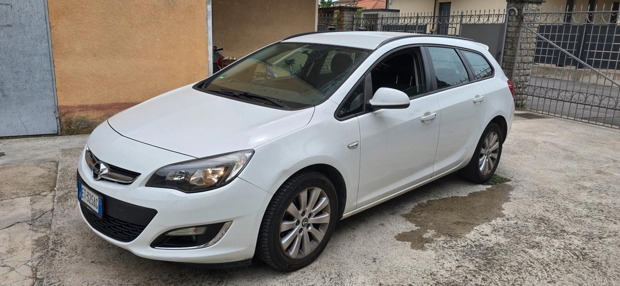 Opel Astra 1.7 CDTI 110CV Sports Tourer Cosmo
