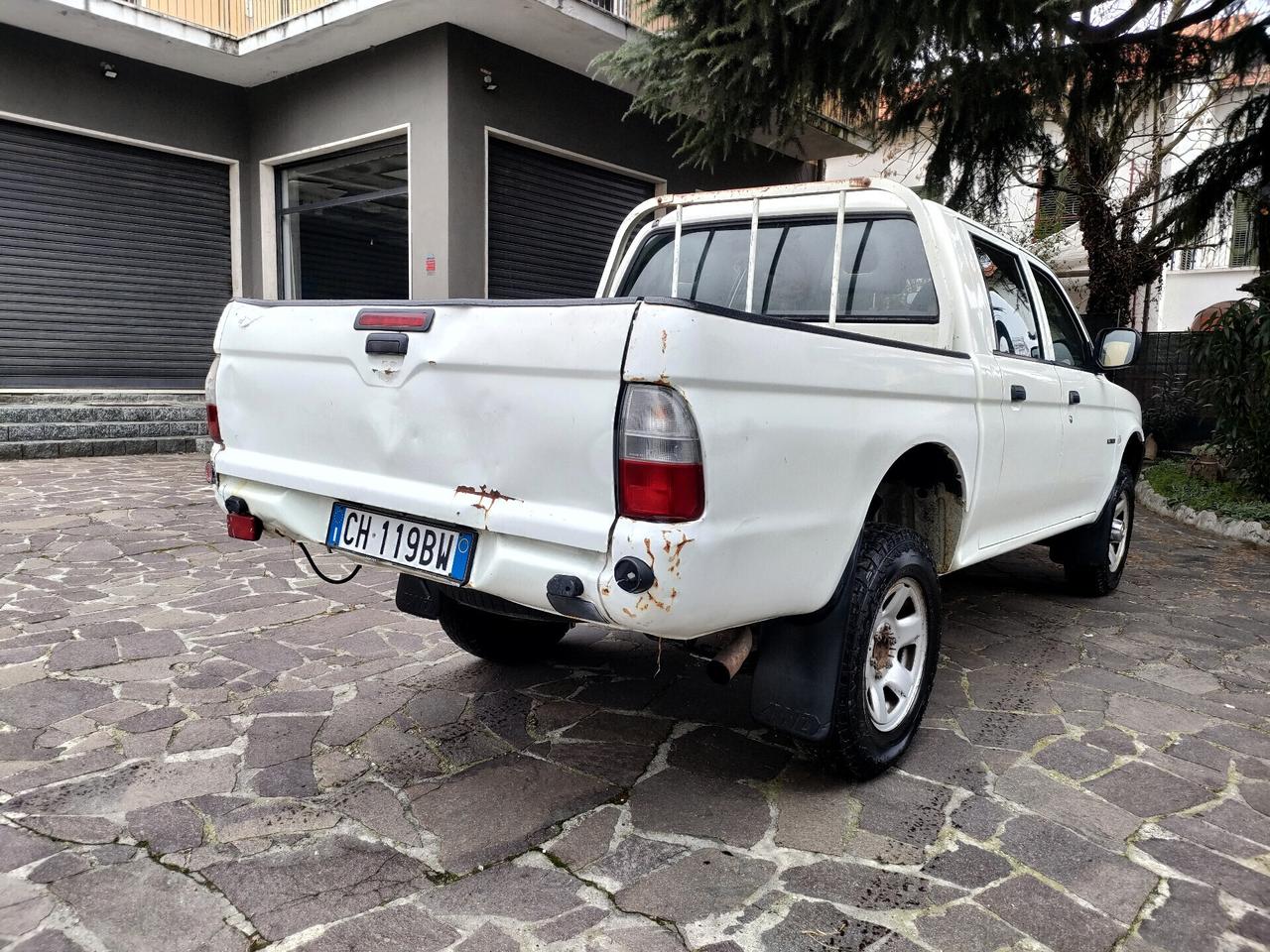 Mitsubishi L200 2.5 TDI 4WD Double Cab