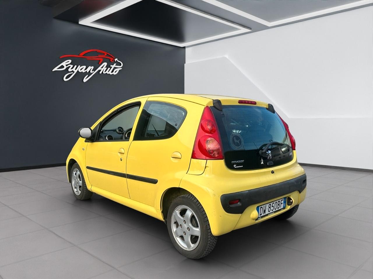 Peugeot 107 1.0 68CV 5p. Plaisir 2Tronic