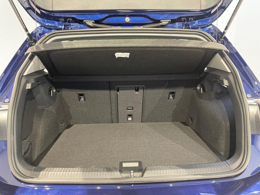 Volkswagen Golf VIII 2020 1.0 eTSI 110CV DSG Life