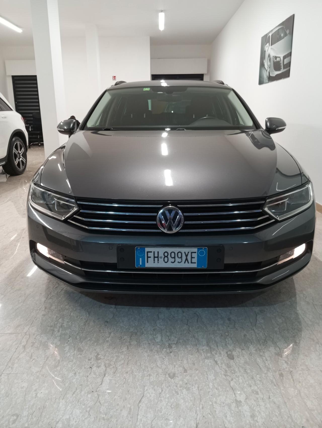 Volkswagen Passat Variant 1.6 TDI Trendline BlueMotion Technology