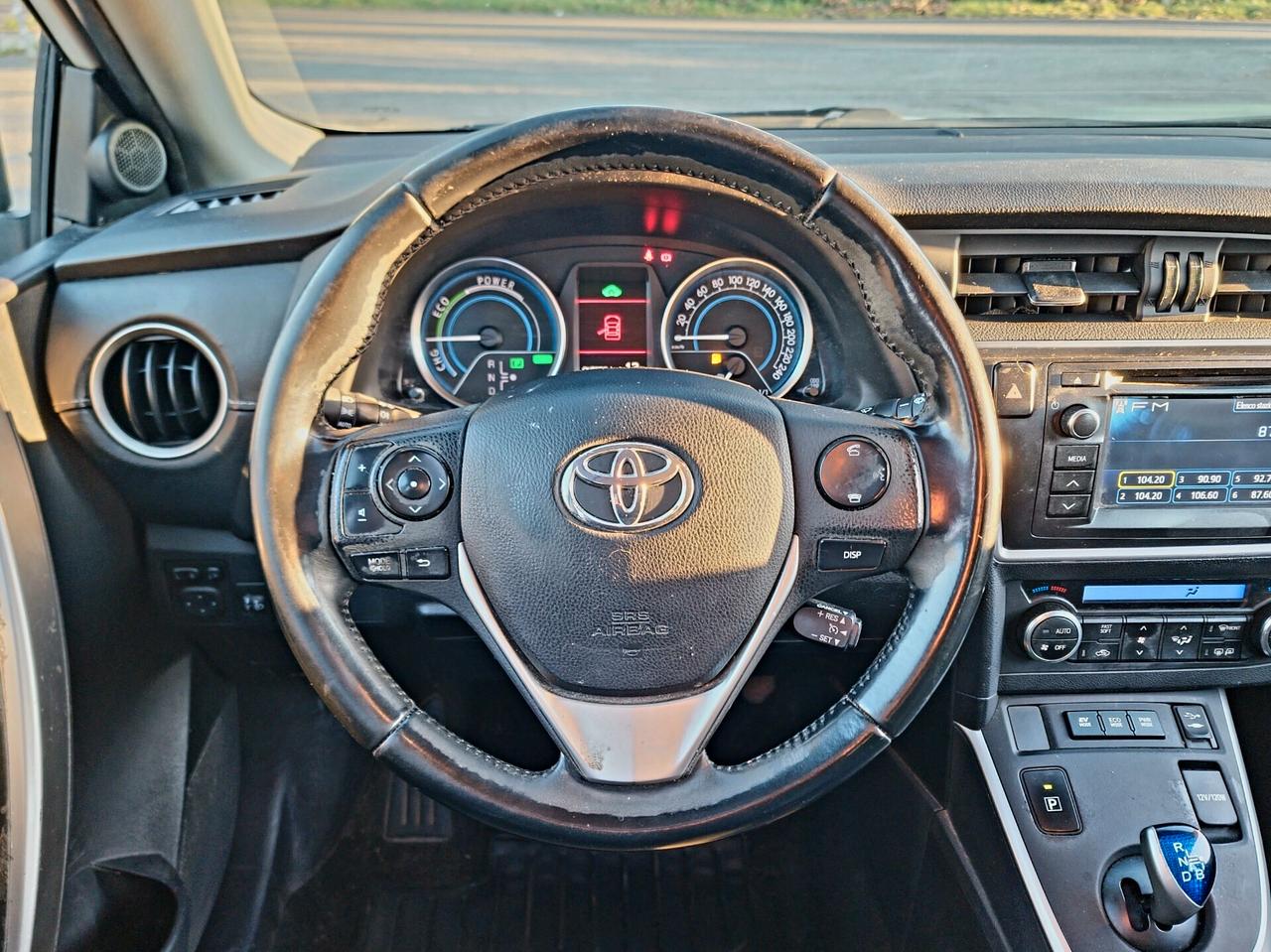 Toyota Auris 1.8 Hybrid Lounge 2014-E5B Automatico