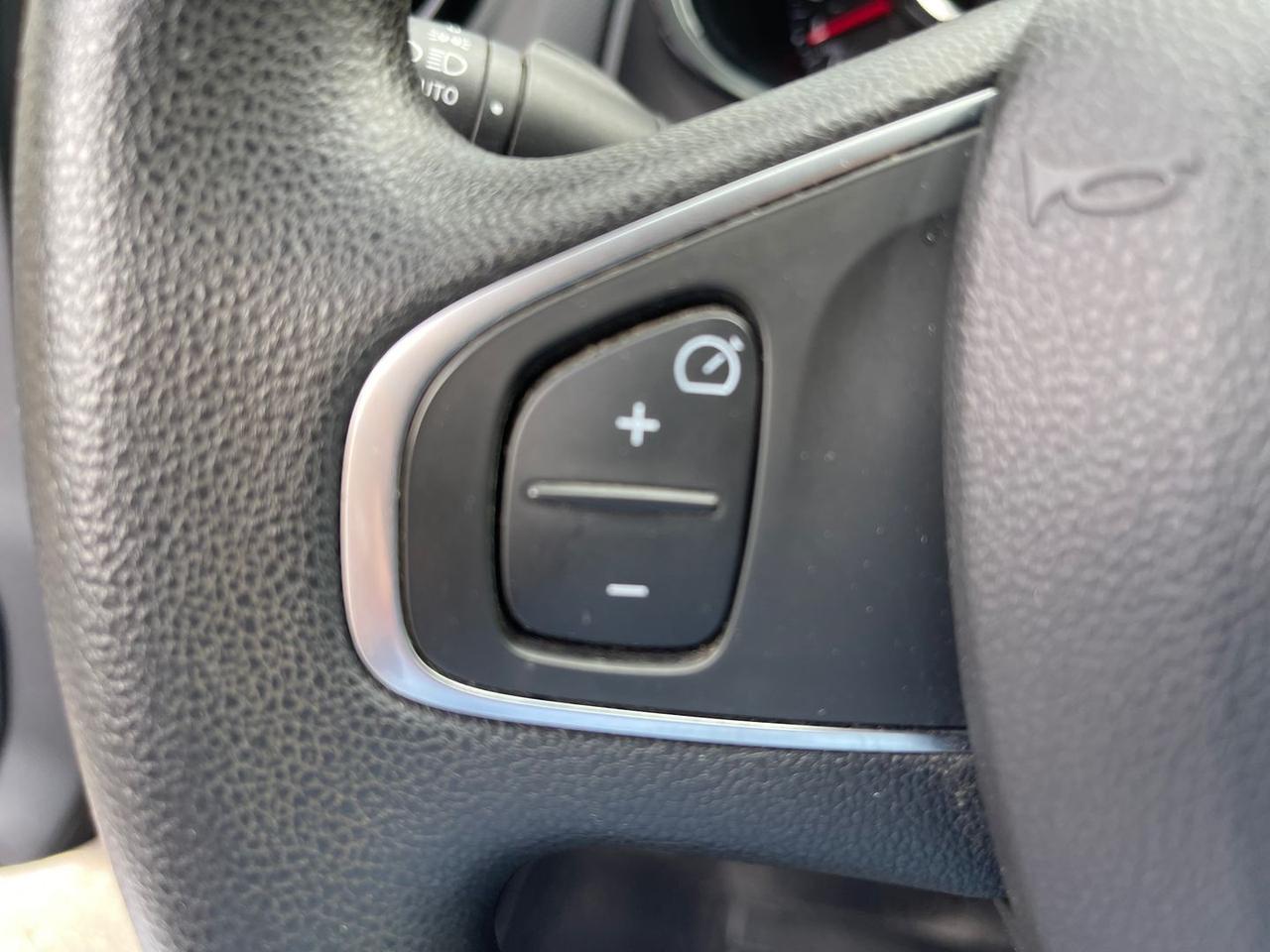 Renault Clio Moschino Zen 0.9 TCe 90 LPG #12174