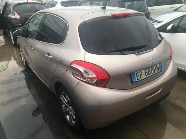 PEUGEOT 208 1.2 VTi 82 CV 5 porte Allure