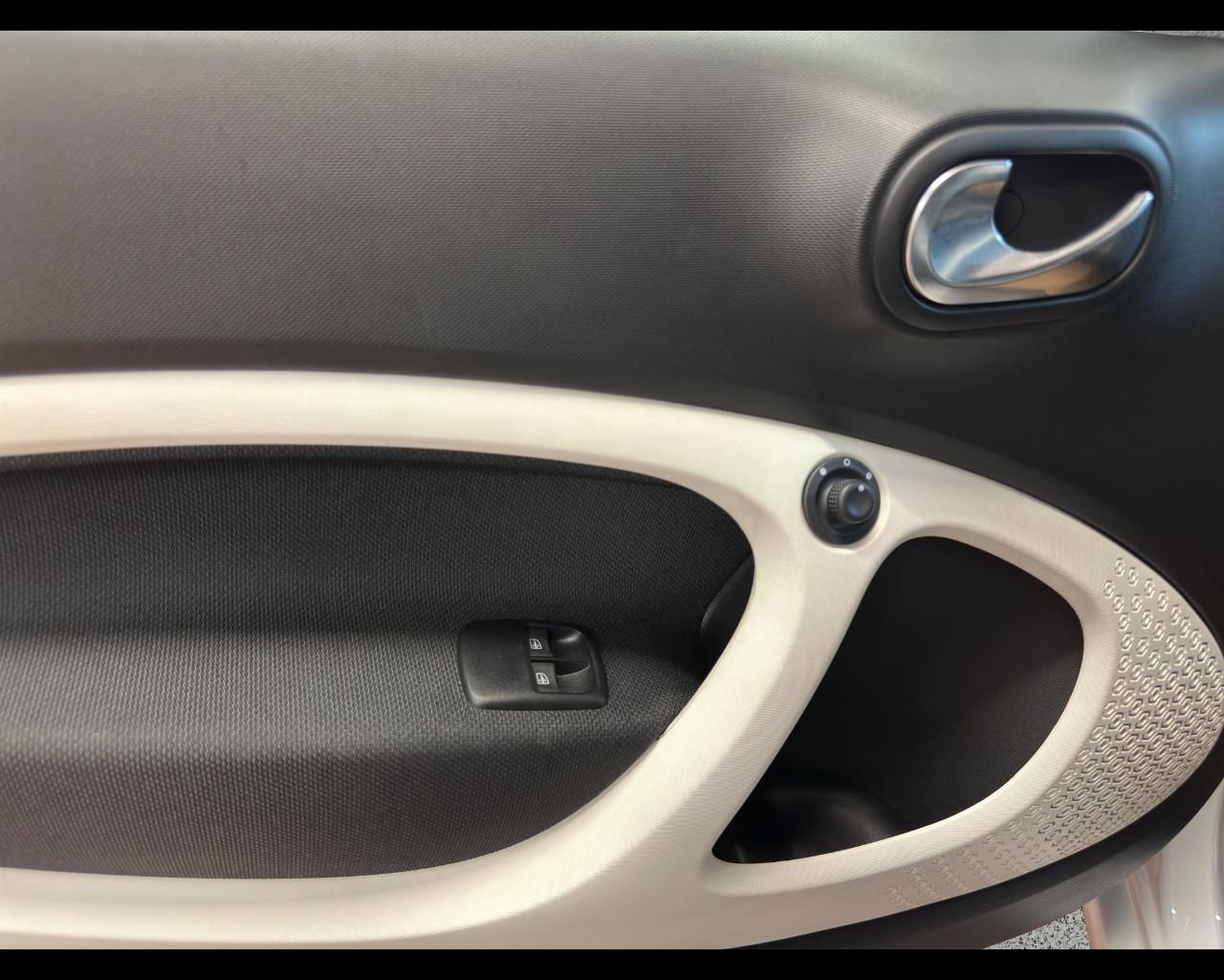 SMART fortwo 3ªs.(C/A453) - fortwo 70 1.0 twinamic Passion SPORT LED