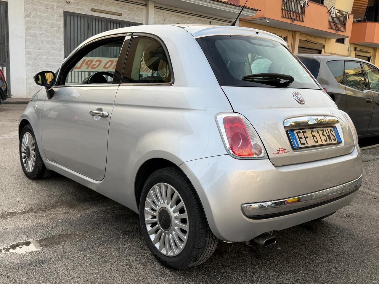 Fiat 500 1,2 Gpl loung 2011 178,00 certificati