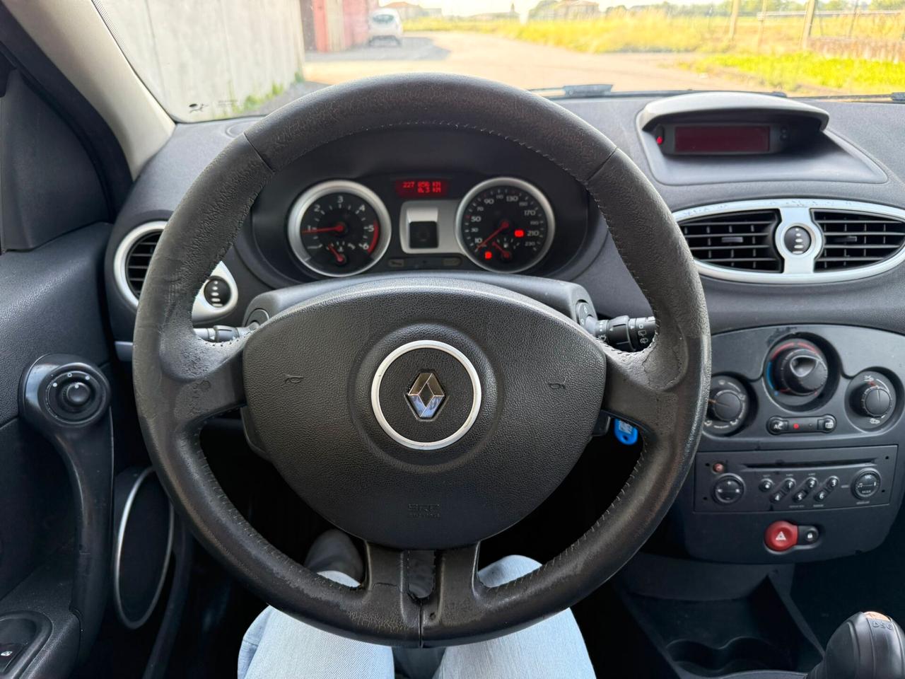 Renault Clio 1.5 dCi 68CV 5 porte NEOPATENTATI
