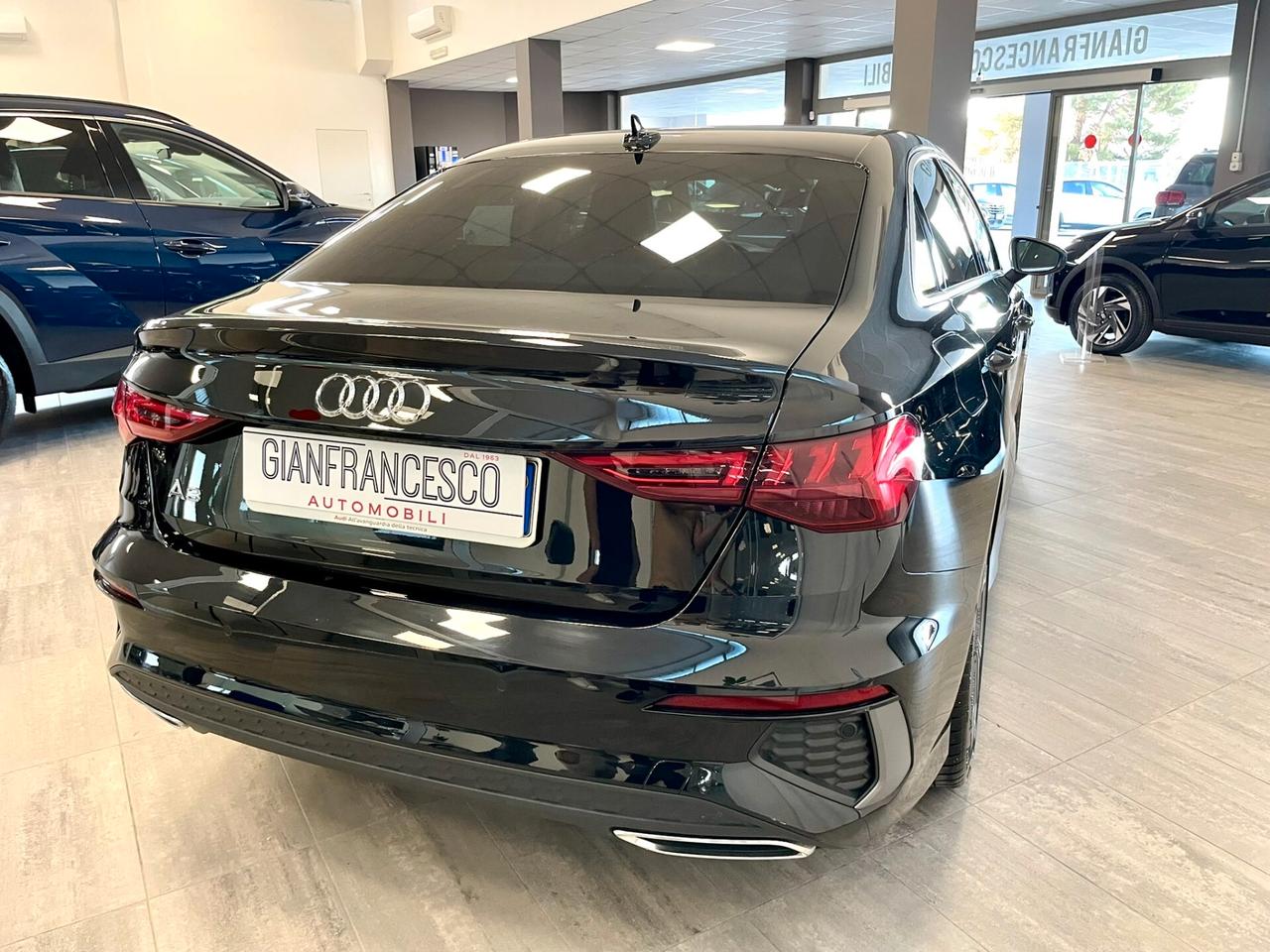 Audi A3 Sedan 2.0 TDI 150cv S tronic S line edition
