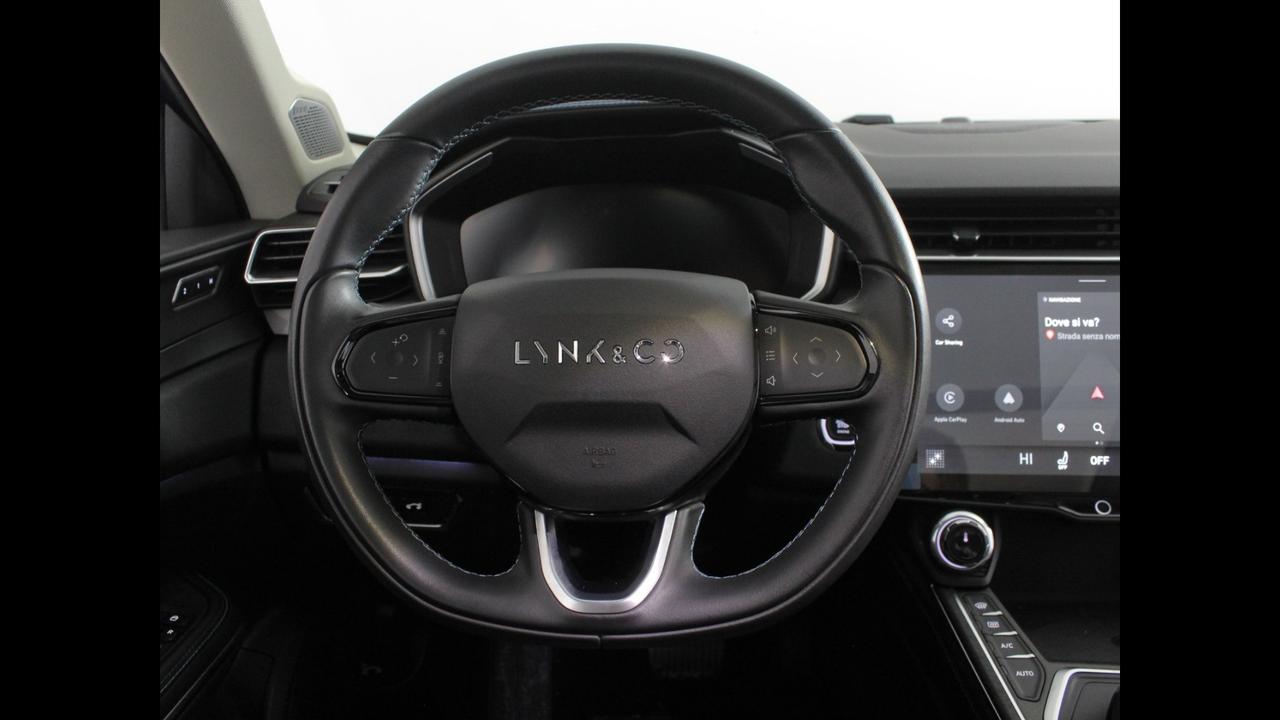 Lynk & Co 01 - 01 1.5 td phev auto