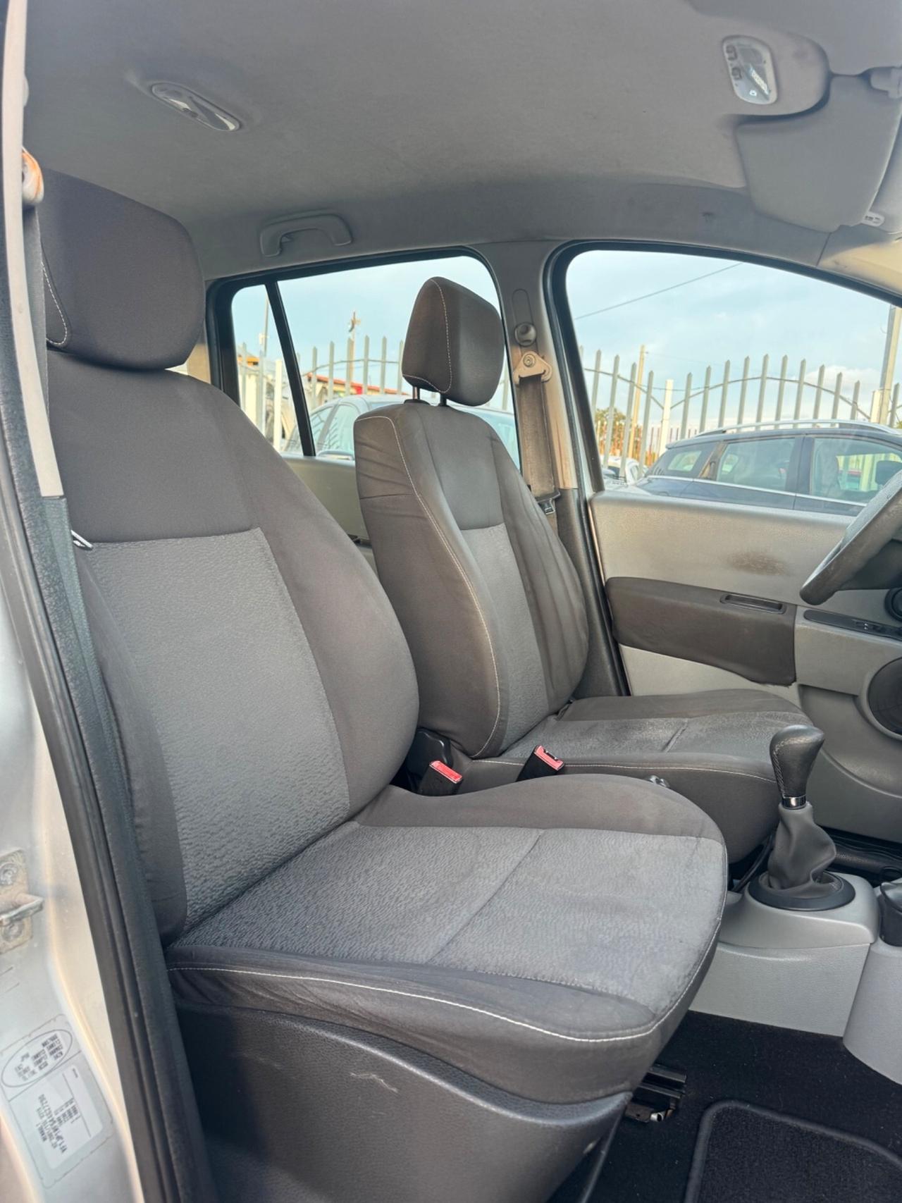 Renault Modus 1.2 16V Wave