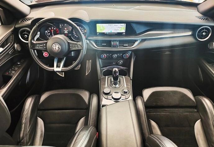 Alfa Romeo Stelvio 2.9 Bi-Turbo V6 510 CV AT8 Quadrifoglio